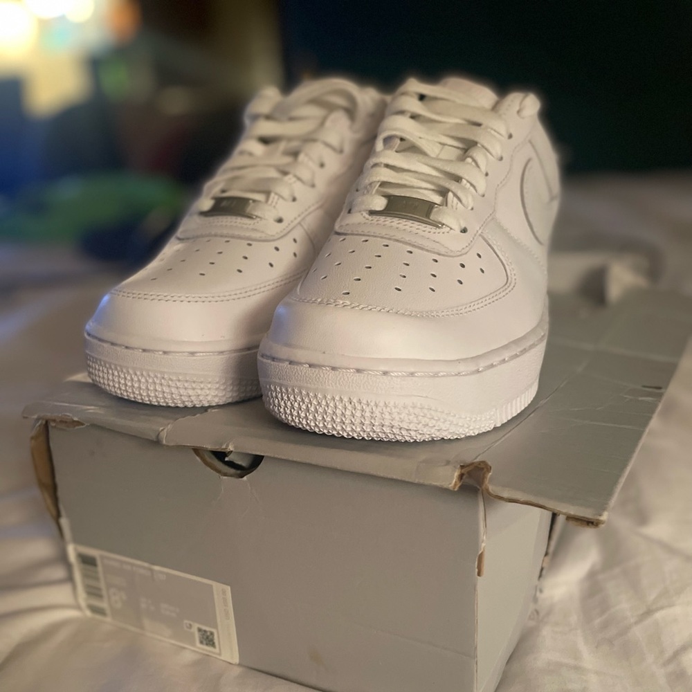 8.5 BRAND NEW female Air Force ones
